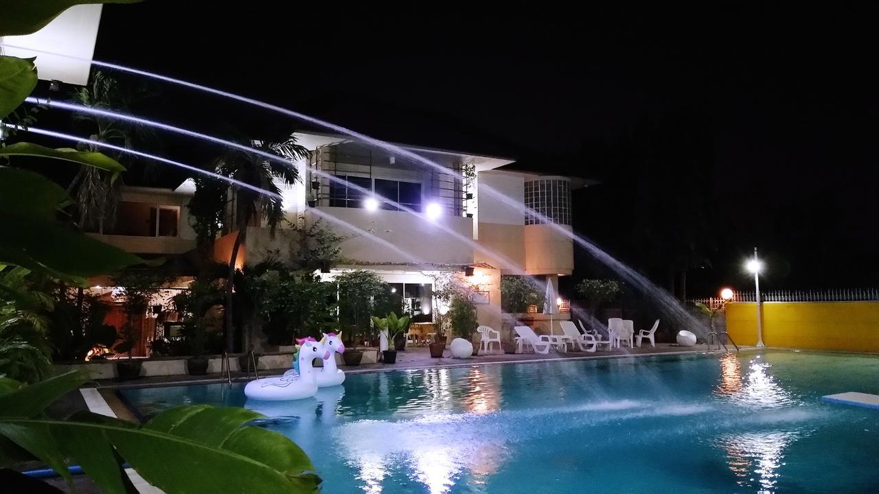 Asias Boutique Club /The Homestays Rangsit Exterior foto
